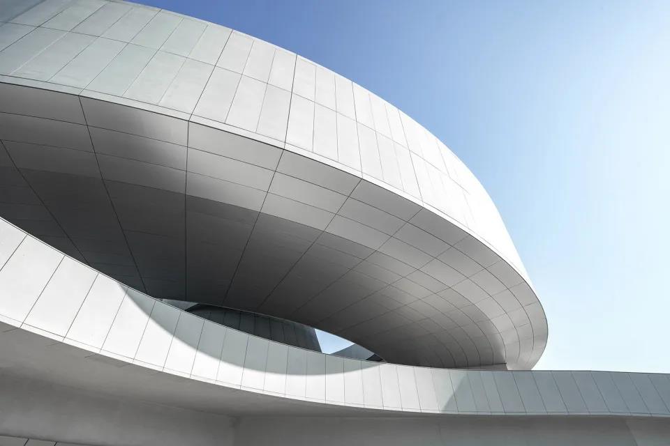 寧波市奉化區未來城科普中心項目(UHPC)幕墻